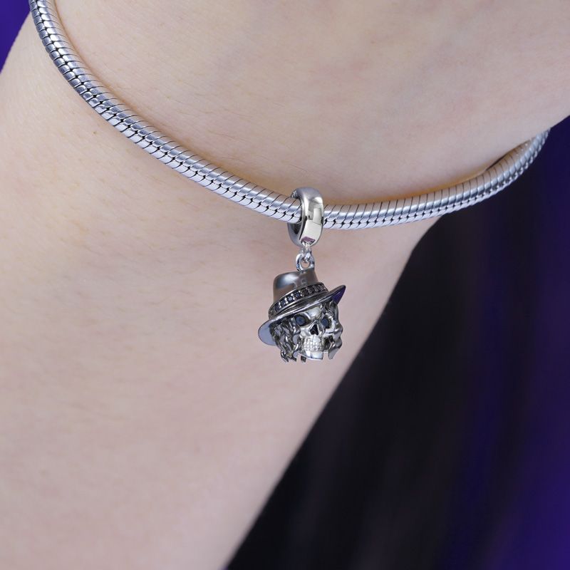 Curly Hair Skull Pendant