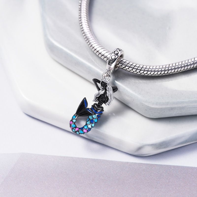 Skully Mermaid Pendant