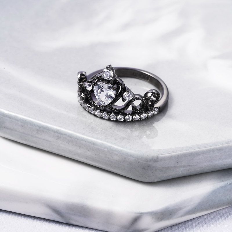 Black Crown Ring