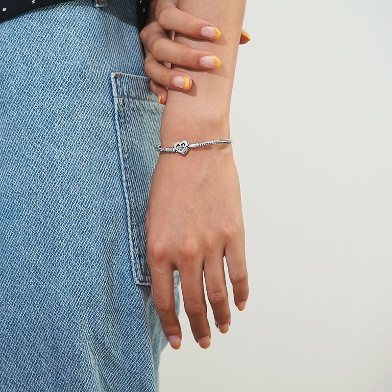 Love Mom Basic Bracelet