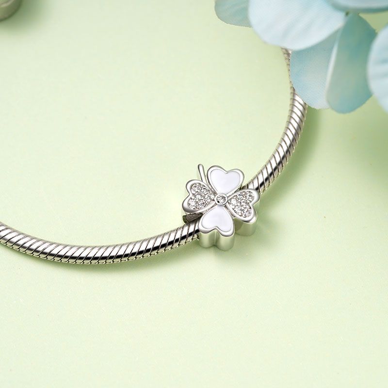 Four-leaf Clover Engravable Charm
