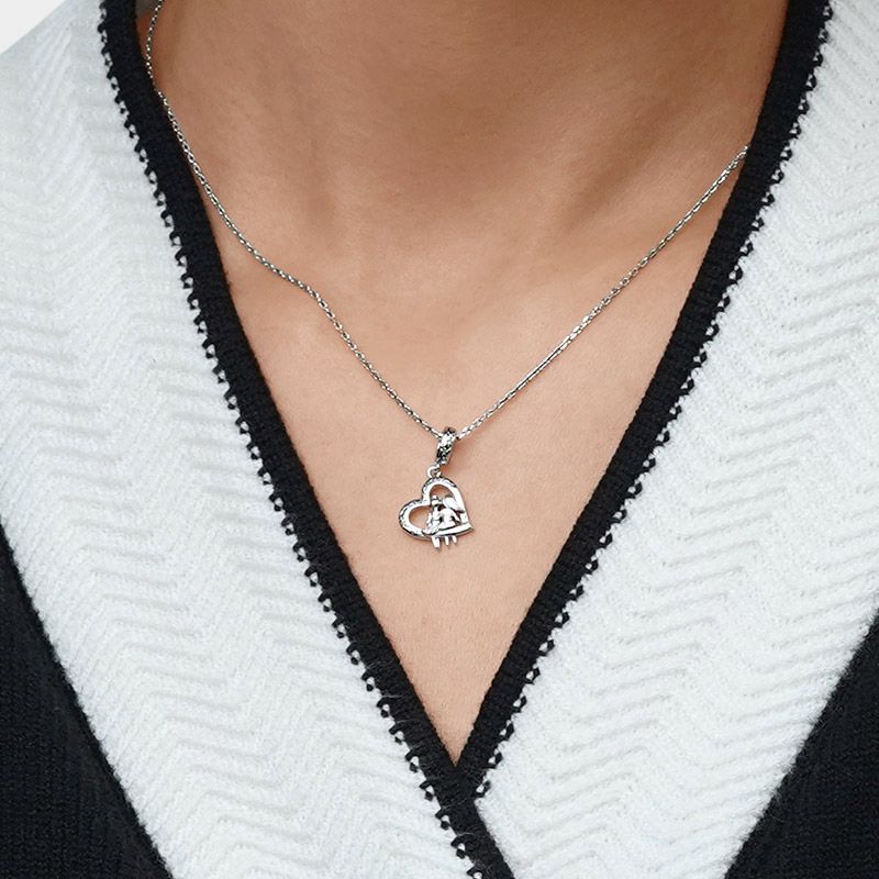 Sister Love Engravable Pendant