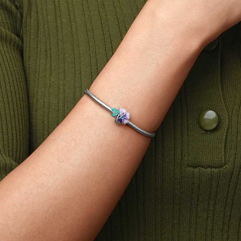 Dragonfly Loves Flower Charm