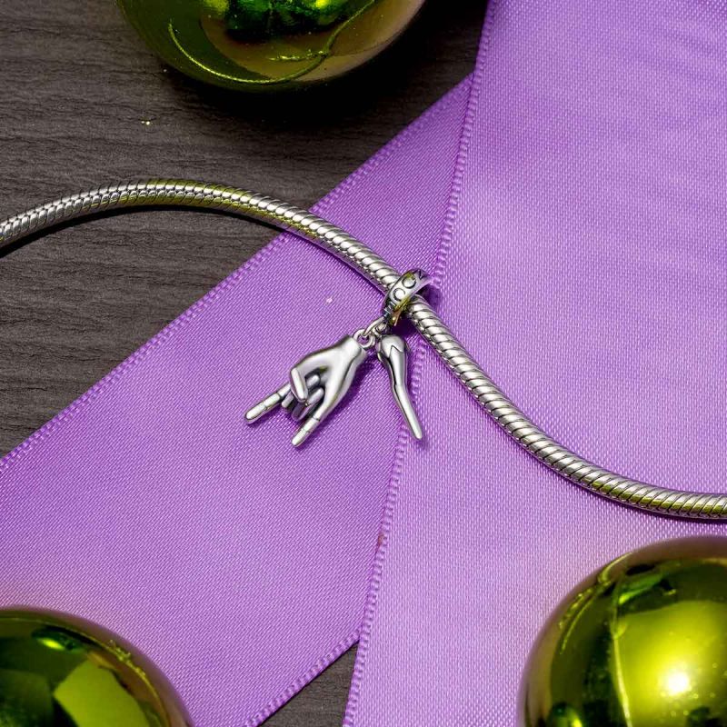 Horn&Hand Sign Pendant