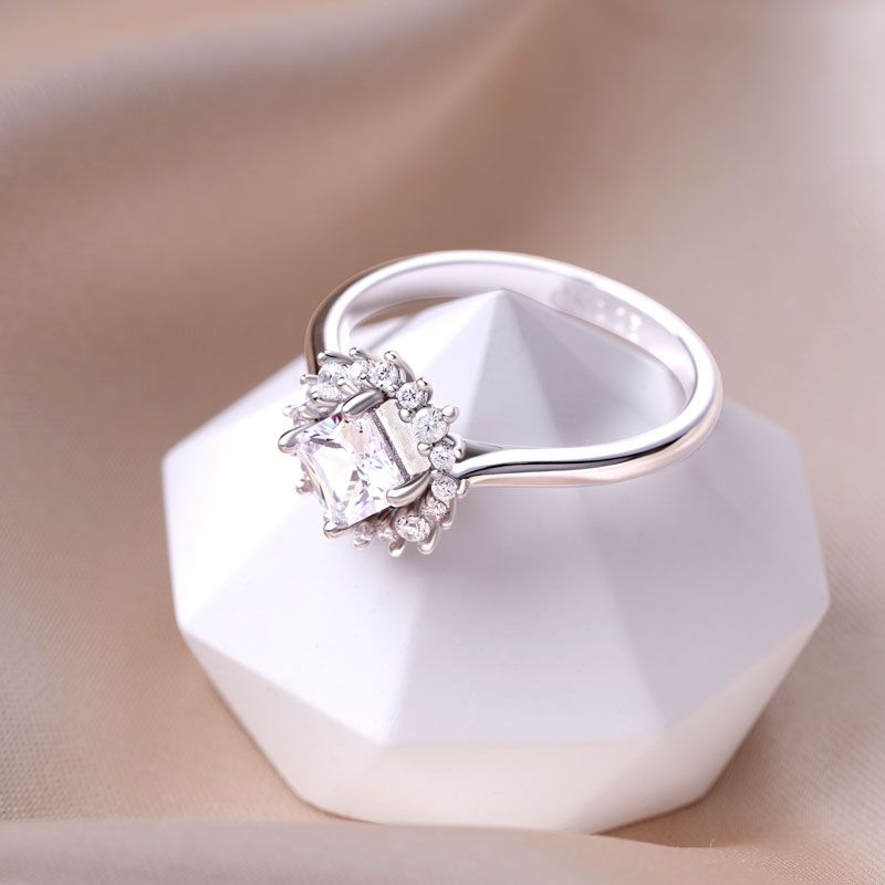 Princess-cut Promise Ring