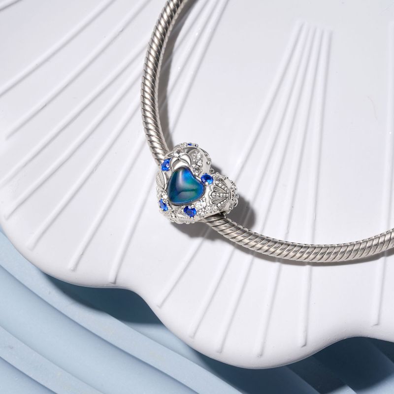 Sea World Mood Charm