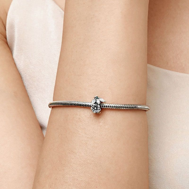 Bees & Flowers Stopper