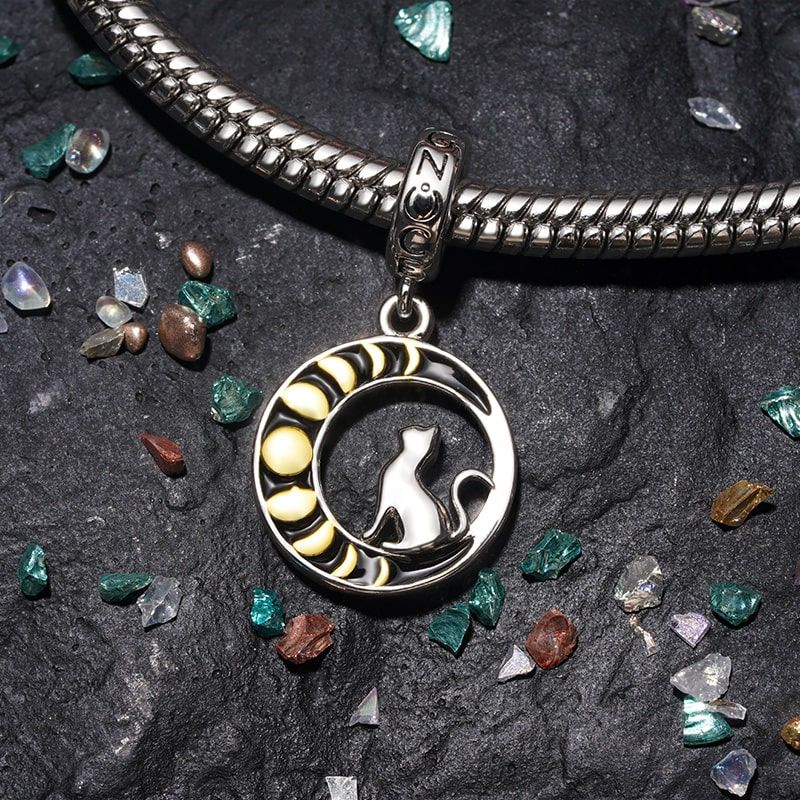 Moon Phase Cat Pendant