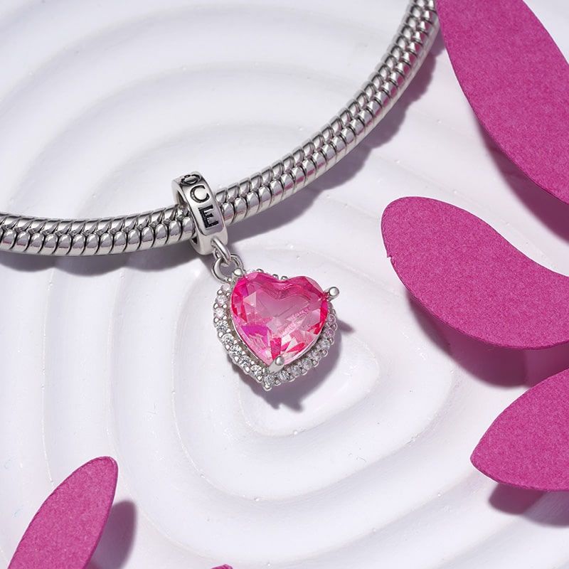 Gradient Pink Heart-shaped Pendant