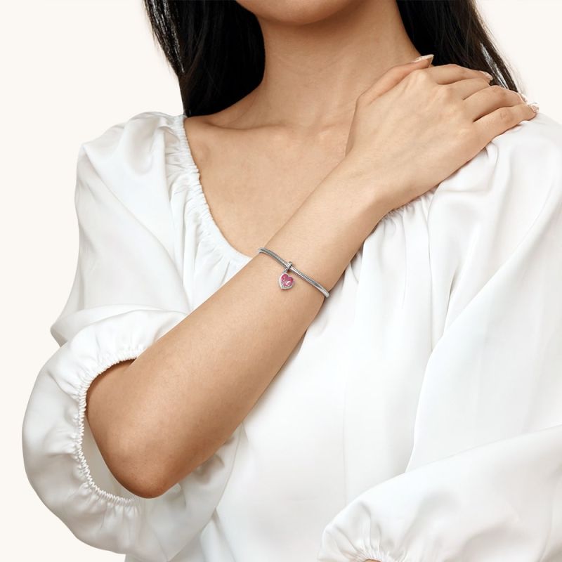 Gradient Pink Heart-shaped Pendant