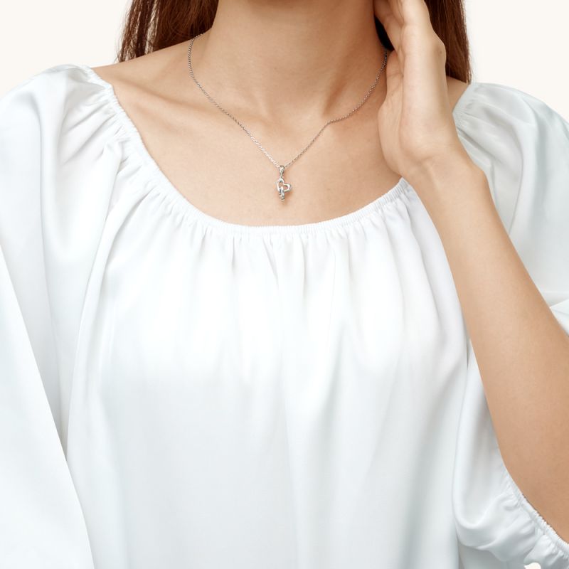 Engravable Name Heart Pendant