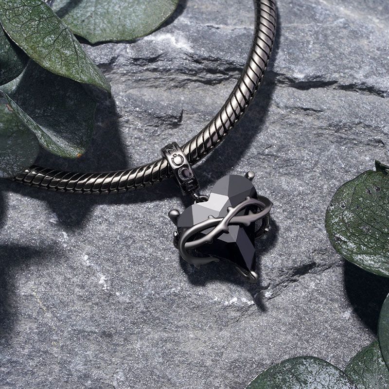 Heart Thorn Pendant
