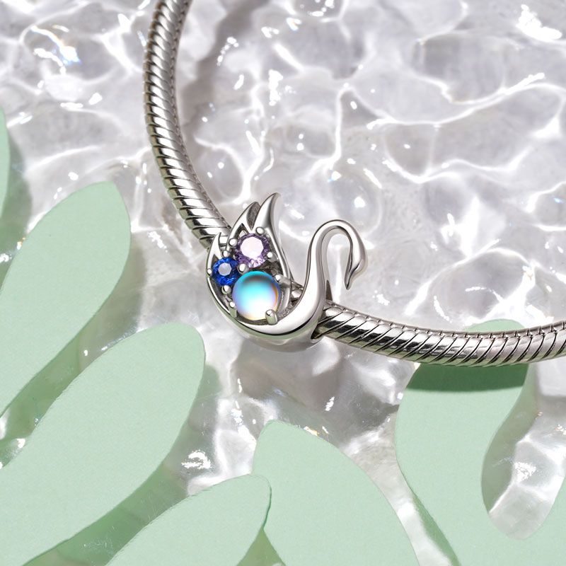 Swan Charm