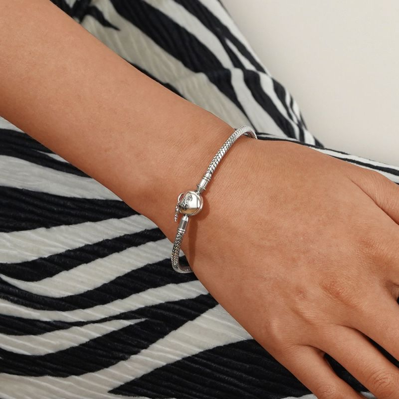 Love Key Engravable Basic Bracelet