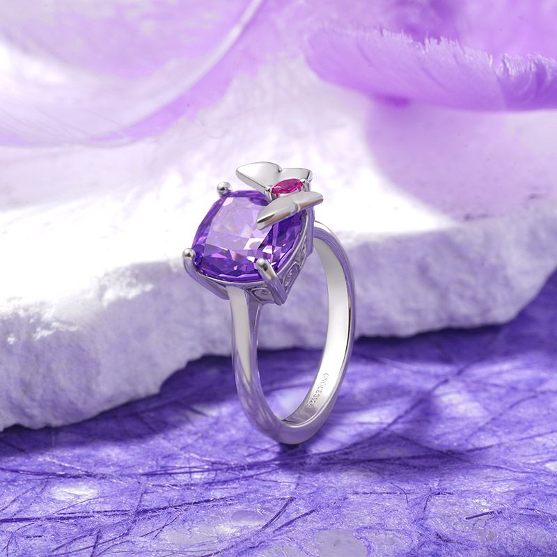 Square-cut Butterfly Ring