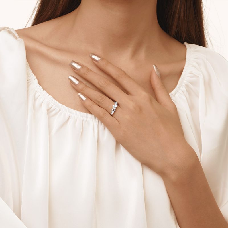 Diamond Cluster Ring