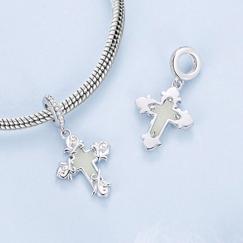 Retro Cross Pendant