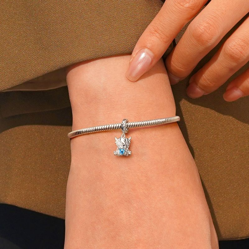 Highland Cow Birthstone Pendant