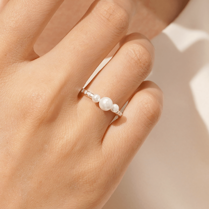 Pearl Cluster Ring