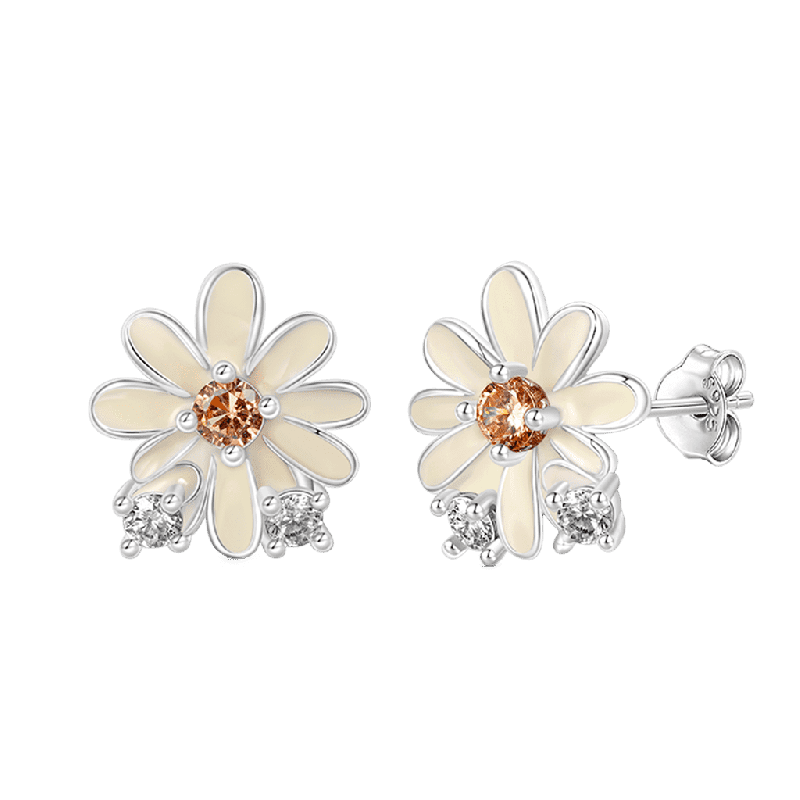 Daisy Stud Earrings