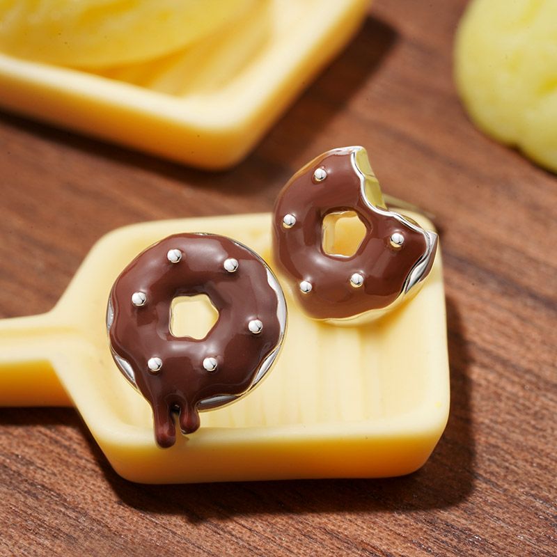 Irregular Donut Stud Earrings
