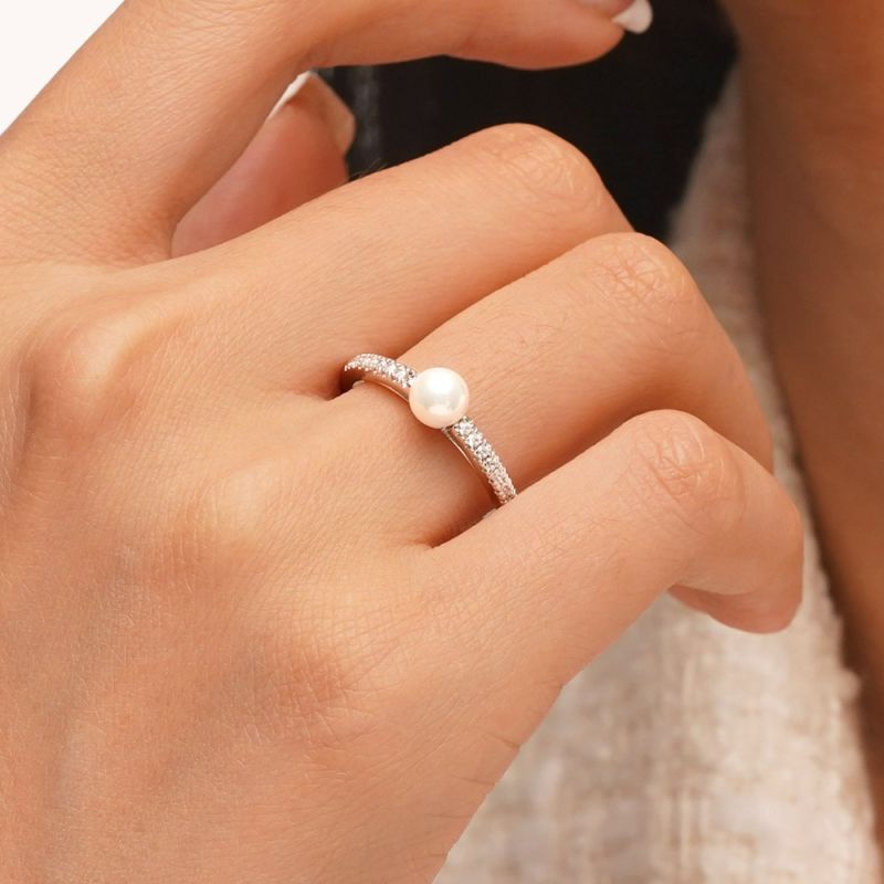 Pearl Solitaire Ring