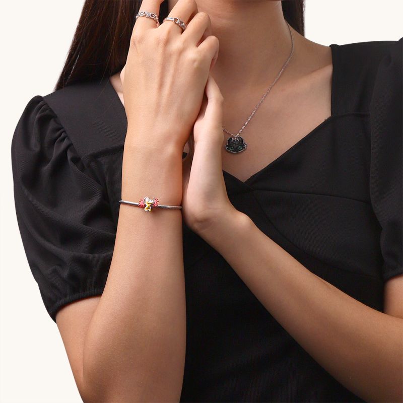 Monstrous Nightmare Dragon Charm