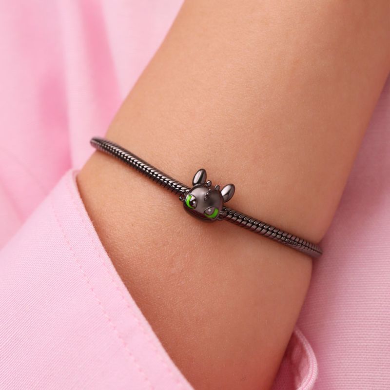 Chilling Toothless Stopper Charm