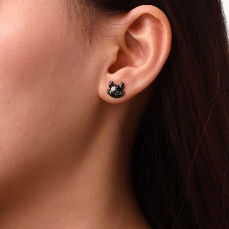 Cool Toothless Stud Earrings