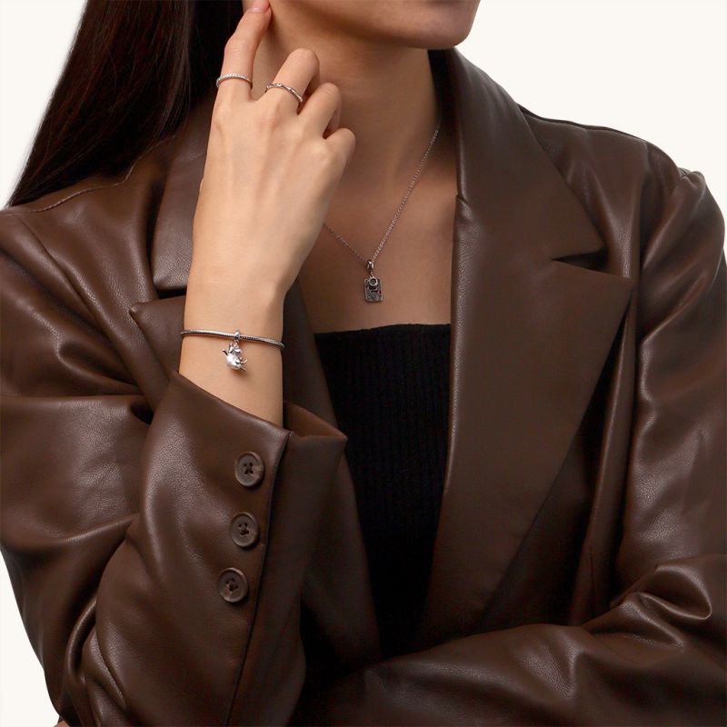 Irregular Pearl Dachshund Pendant