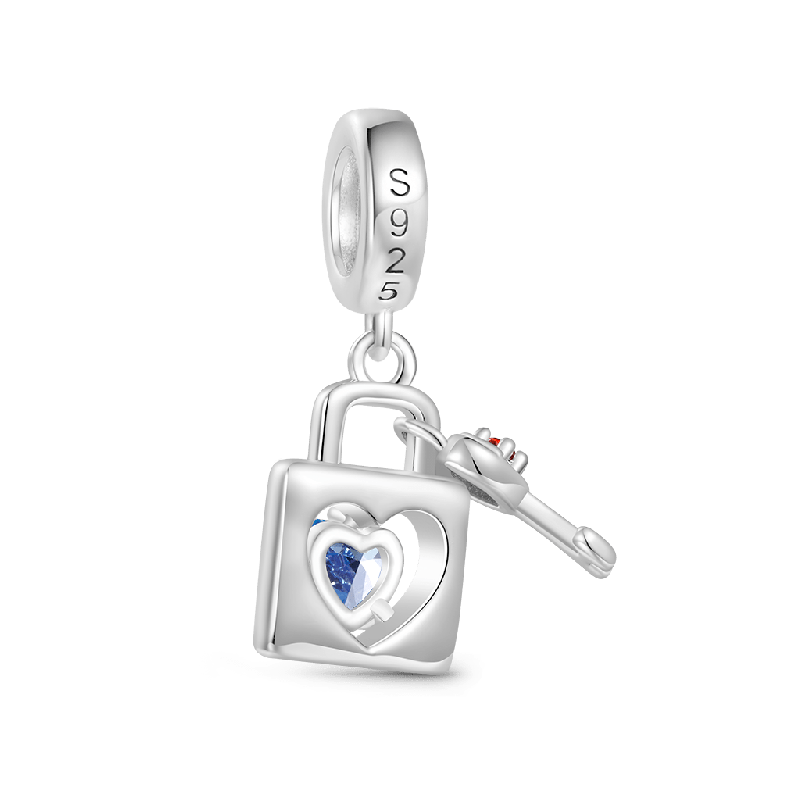 Love Lock & Key Pendant