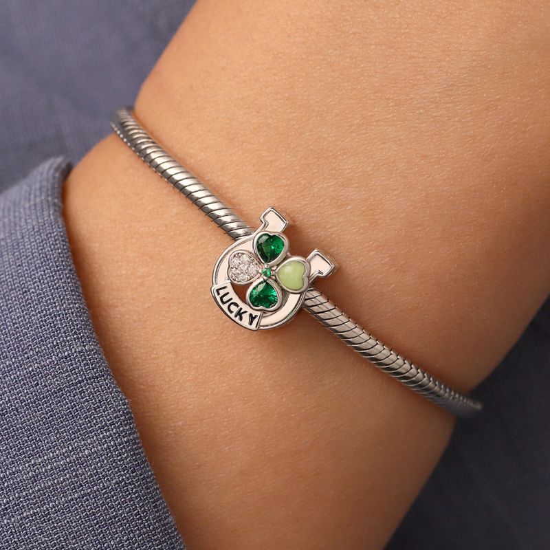 Rotating Four Leaf Clover Charm