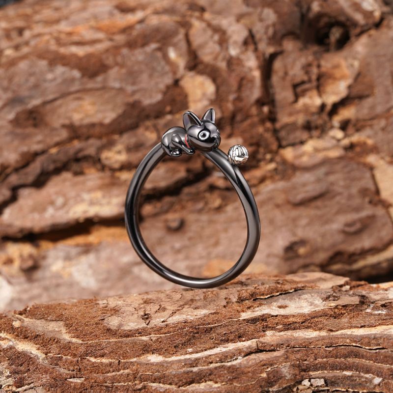 Black Cat Wool Ball Ring