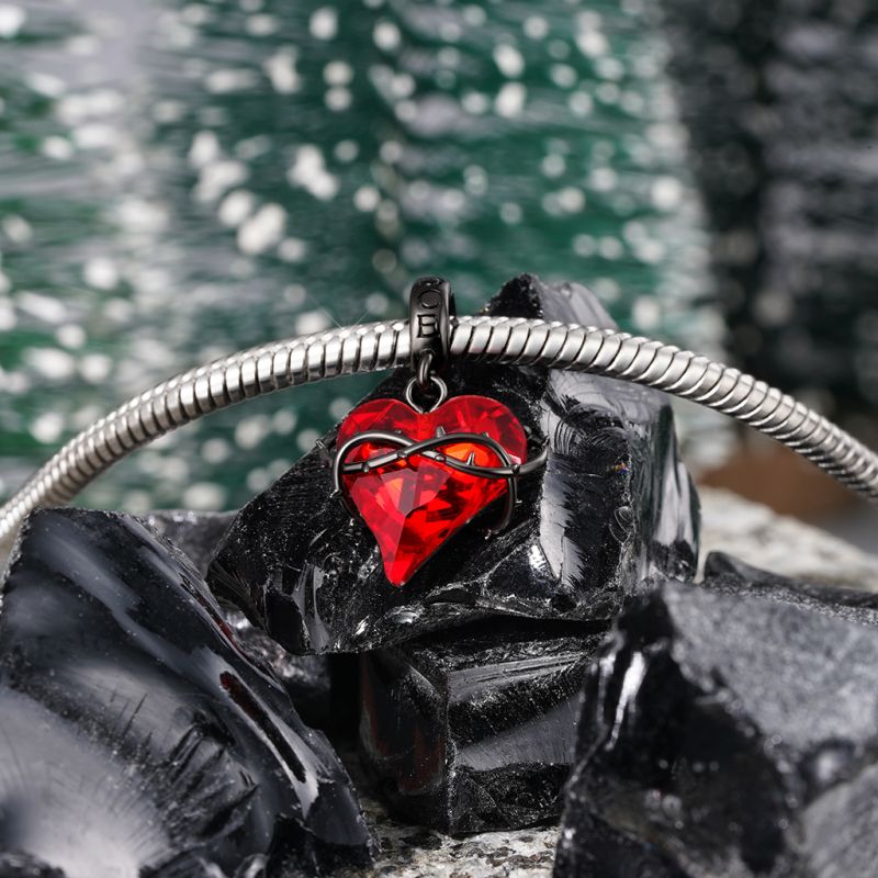 Heart of Thorns Pendant