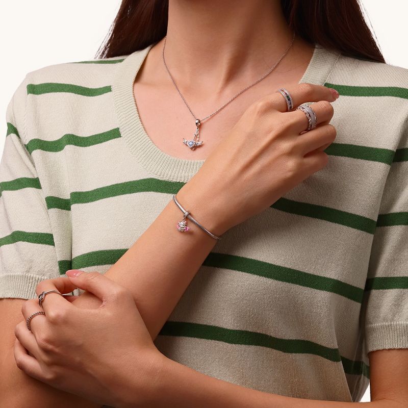 Highland Cattle Cupids Arrow Pendant