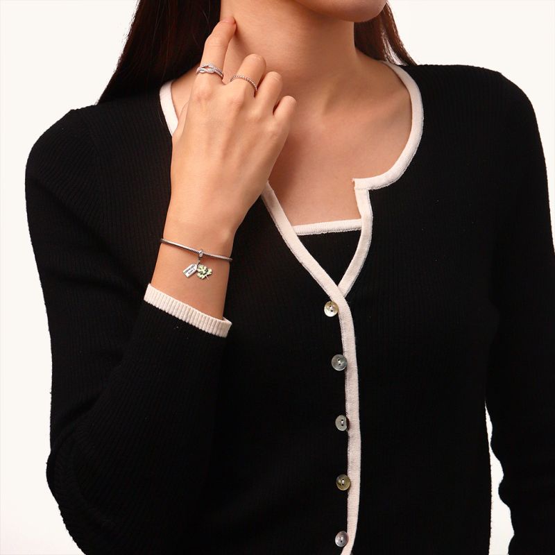 Angry Coriander Pendant