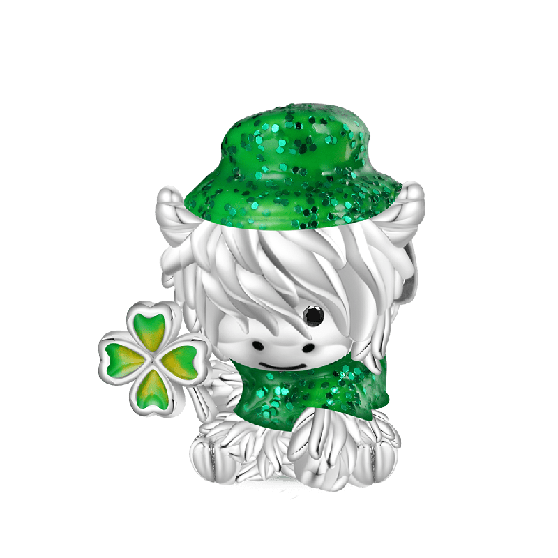 Highland Cow Clover Charm