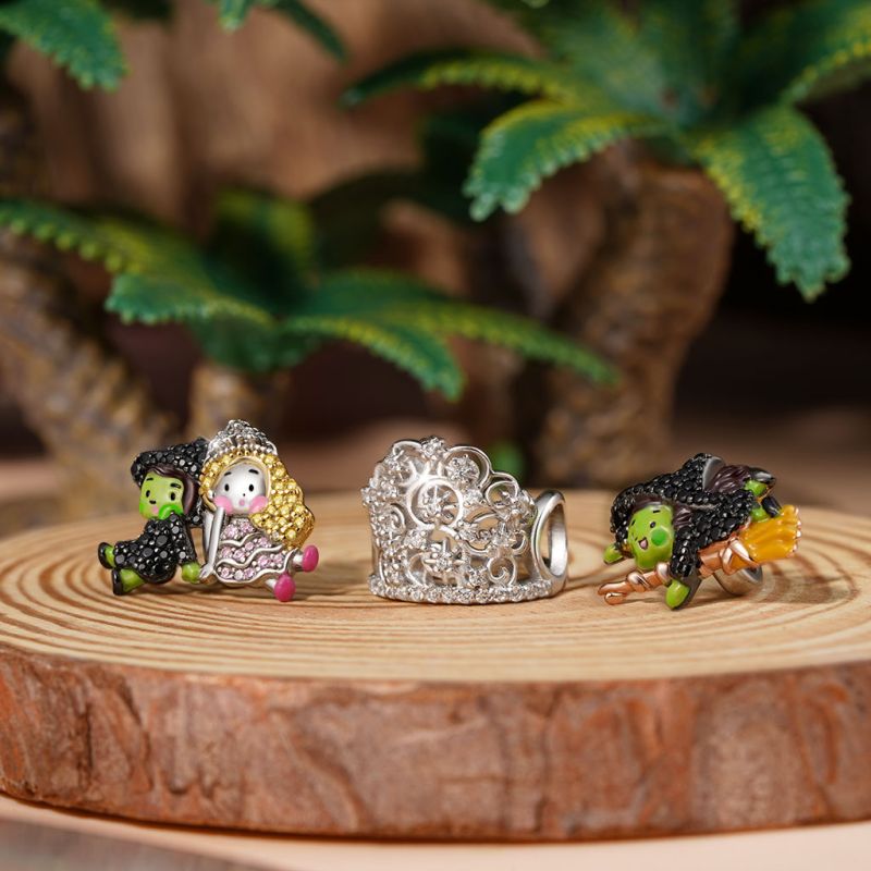 Wicked Shiny Glindas Crown Charm