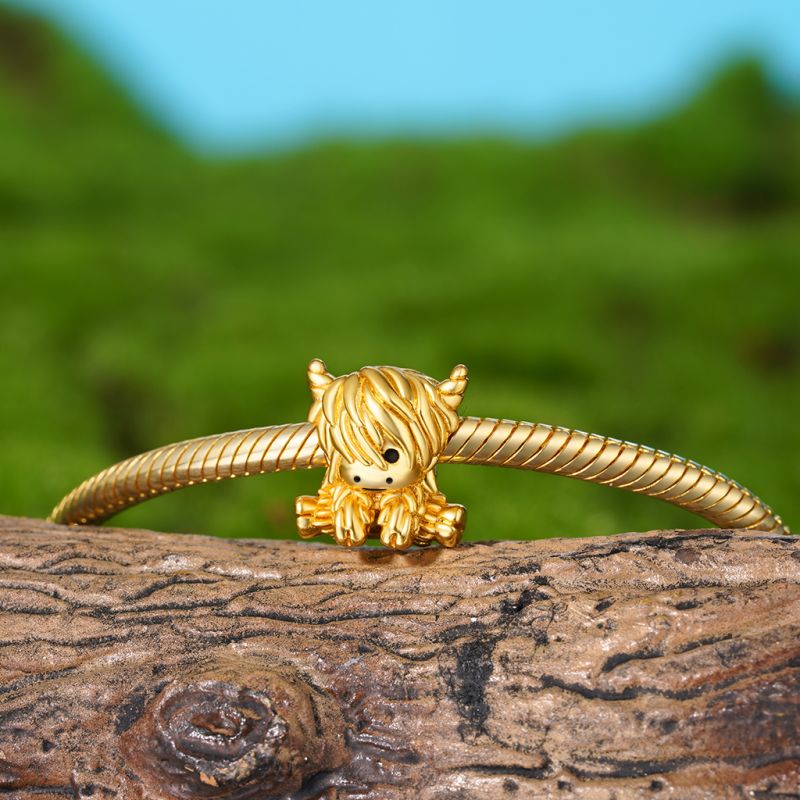 18K Gold Highland Cow Charm