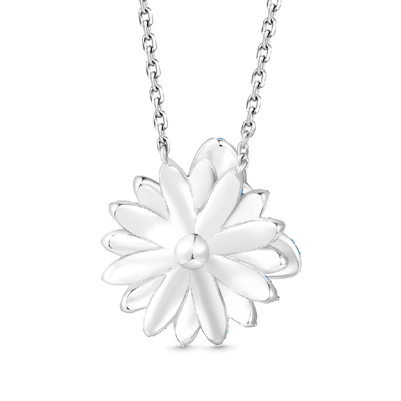 Butterfly Daisy Pendant Necklace