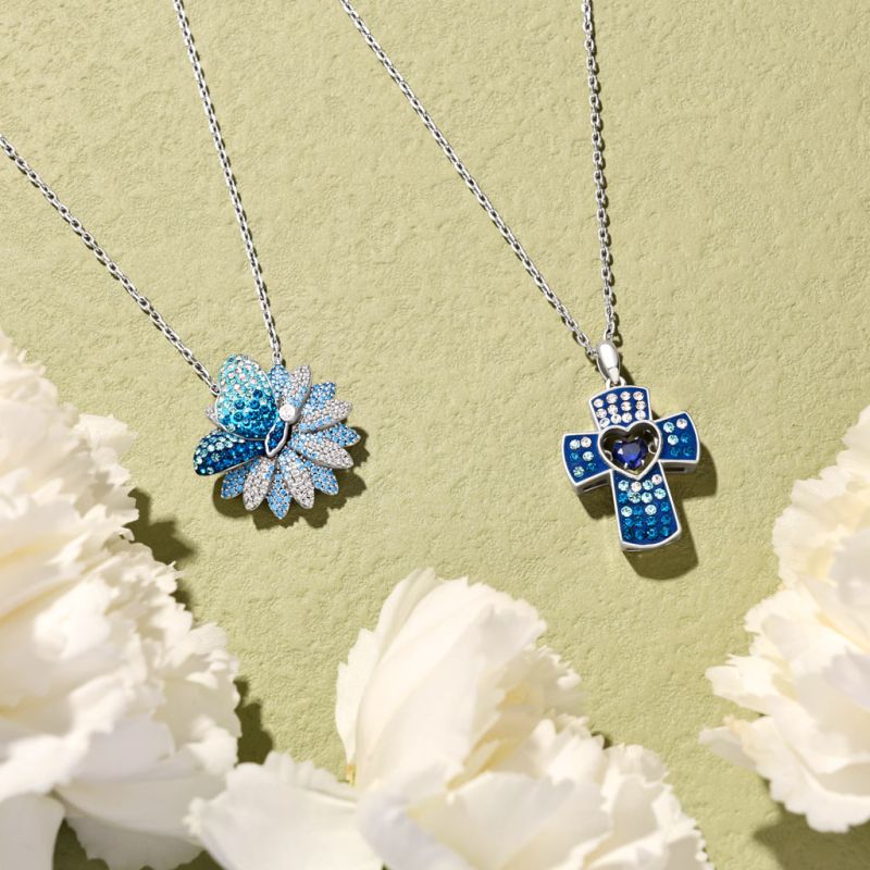 Butterfly Daisy Pendant Necklace