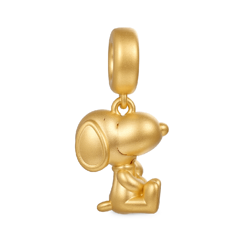18k Gold Snoopy Hugging Woodstock Pendant