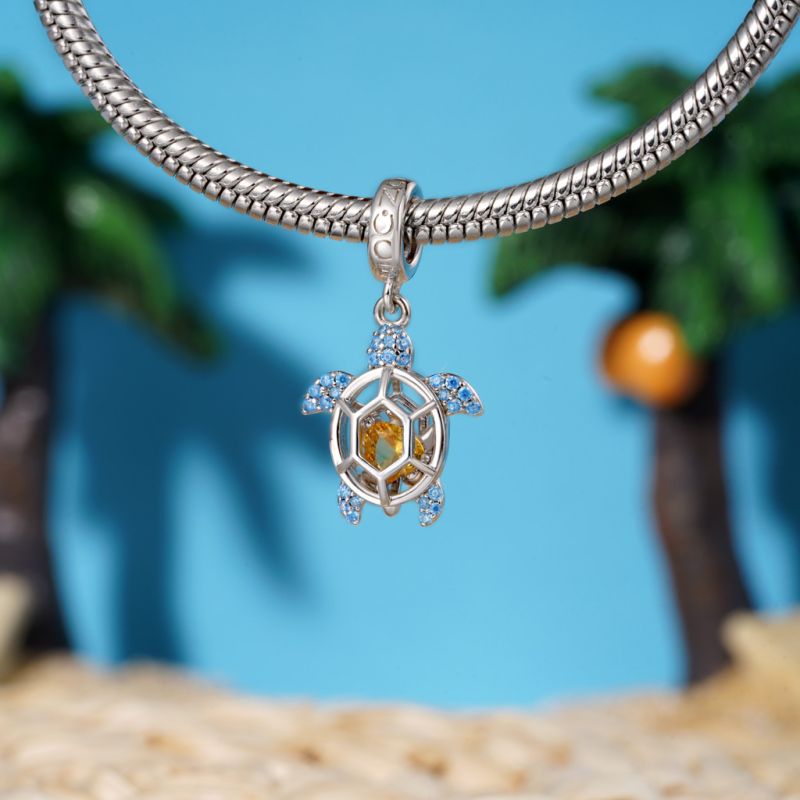 Cage of Small ​​Sea Turtle Pendant