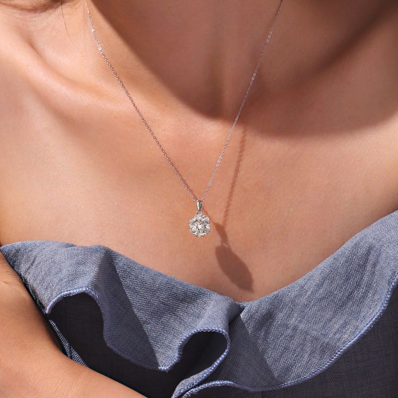 1Ct VVS Moissanite Snowflake Necklace