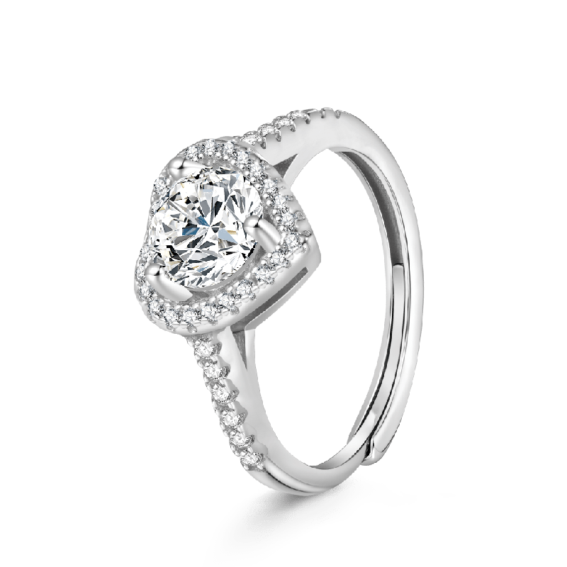 Brilliant Hearts VVS Moissanite Engagement Ring