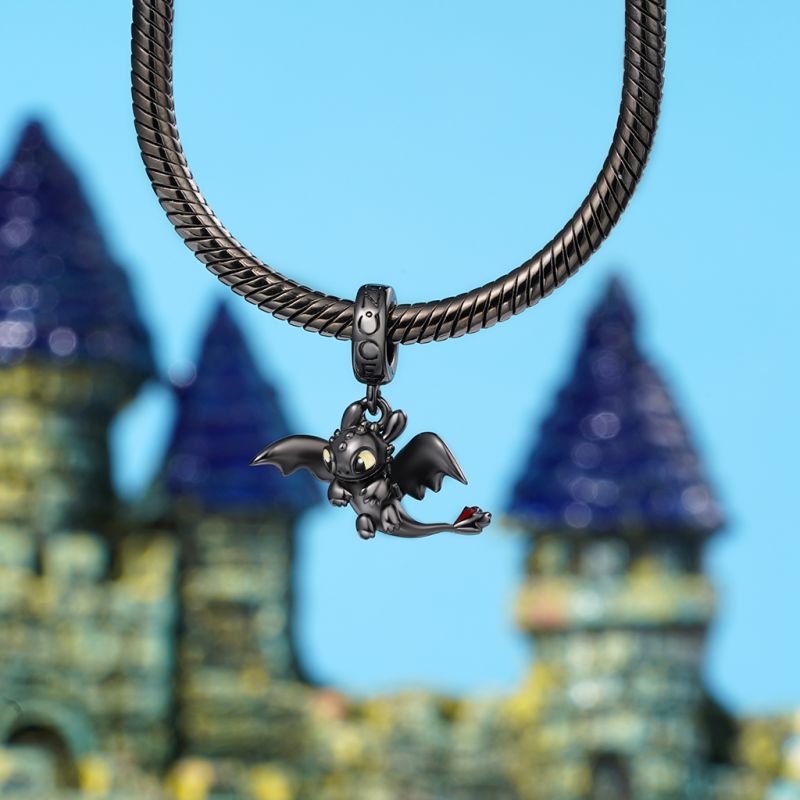 Toothless Flapping Wings Pendant