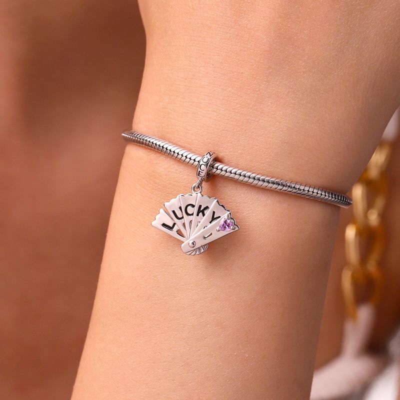 Openable Exquisite Fan Pendant