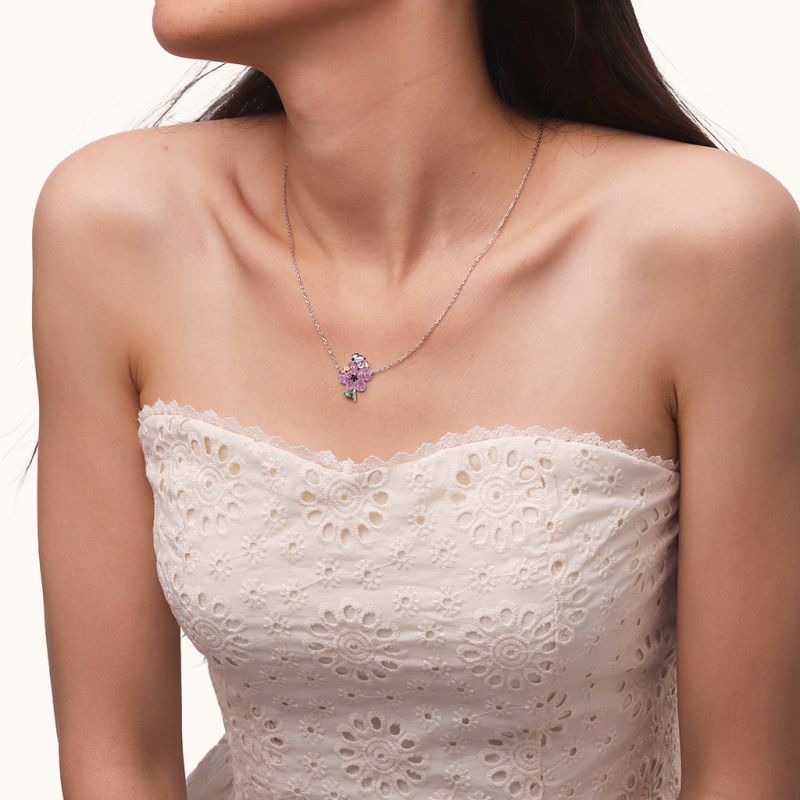 Snoopy Flower Diamond Necklace