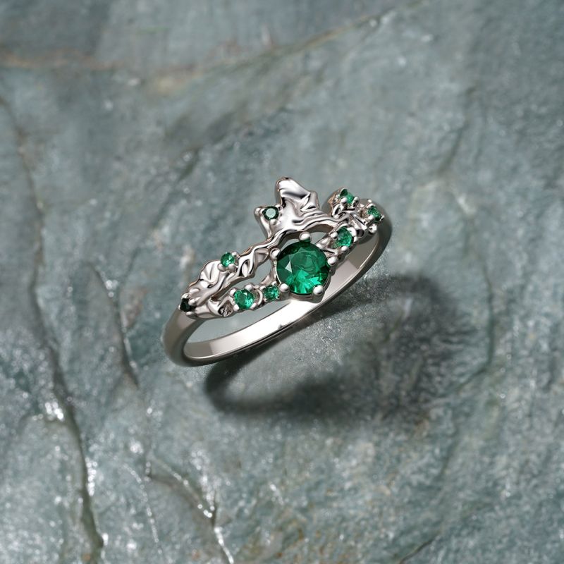 Elegant Moss Green Diamond Ring
