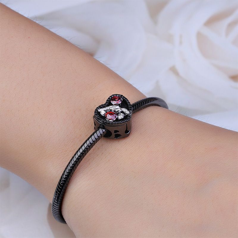 Gun Rose Diffuser Charm